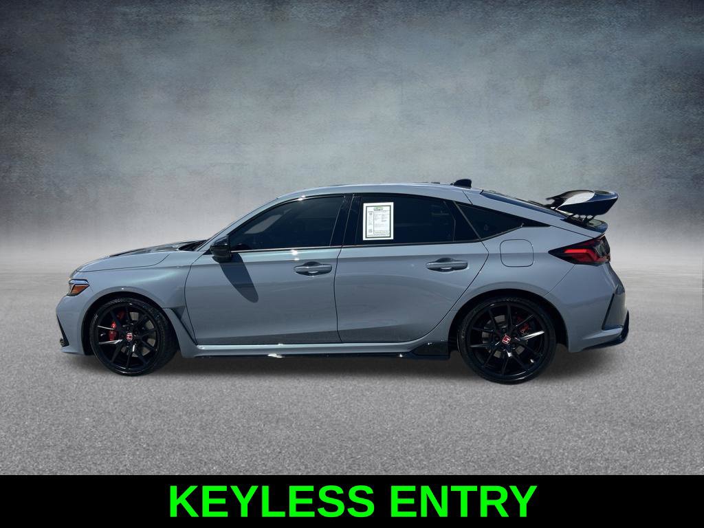 Used 2025 Honda Civic Type R image 8
