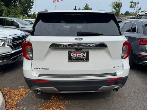 Used 2023 Ford Explorer Limited AWD/4WD image 4