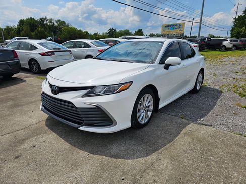Used 2023 Toyota Camry LE w/ Convenience Package FWD image 1