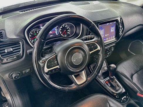 Used 2019 Jeep Compass Limited AWD/4WD image 24