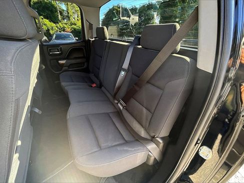 Certified 2018 GMC Sierra 1500 SLE w/ SLE Value Package image 19