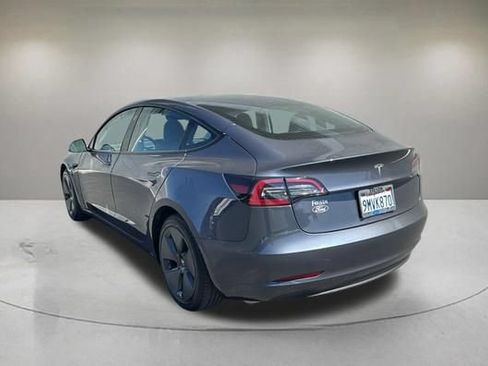 Used 2023 Tesla Model 3 Standard Range RWD image 4