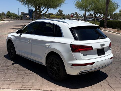 Used 2019 Audi Q5 2.0T Premium AWD/4WD image 4