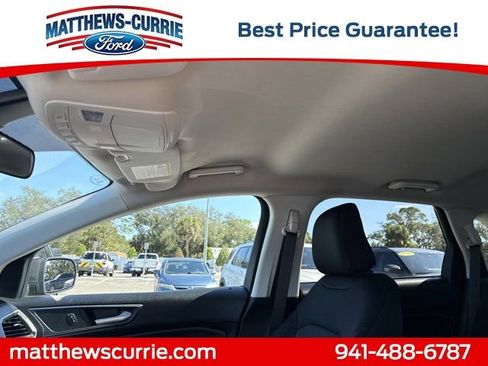 Certified 2024 Ford Edge SE image 11