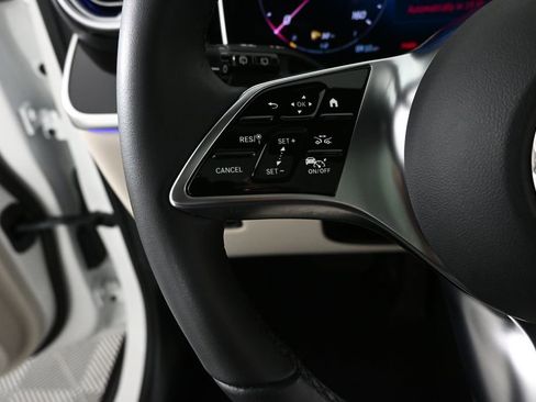 Certified 2026 Mercedes-Benz GLC 300 image 10