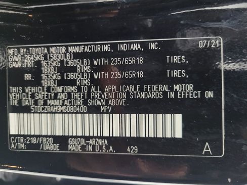 Used 2021 Toyota Highlander L FWD image 33