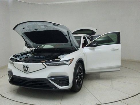 Used 2024 Acura ZDX A-Spec image 72