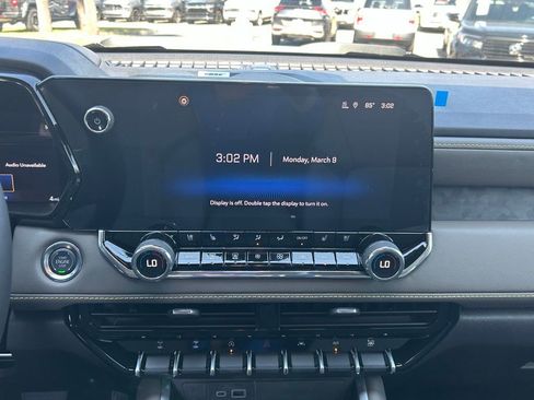 New 2026 Chevrolet Colorado ZR2 w/ Technology Package AWD/4WD image 18