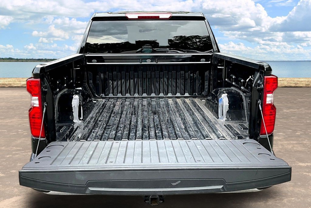 Used 2026 Chevrolet Silverado 1500 LT AWD/4WD image 9