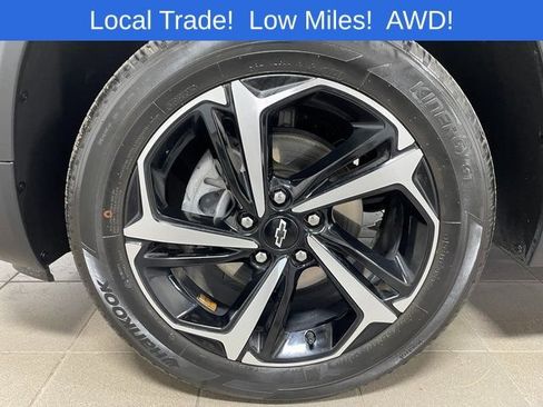 Used 2023 Chevrolet TrailBlazer RS w/ Sun and Liftgate Package AWD/4WD image 7