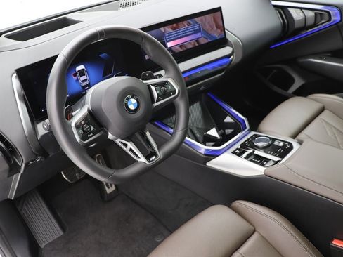 Used 2025 BMW X3 xDrive30i w/ Premium Package AWD/4WD image 13