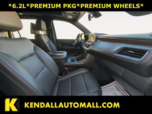 Used 2021 Chevrolet Suburban High Country AWD/4WD image 15