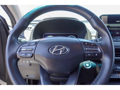 Used 2023 Hyundai Kona Limited FWD image 15