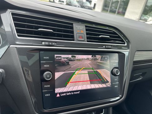 Used 2024 Volkswagen Tiguan Wolfsburg Edition FWD image 17