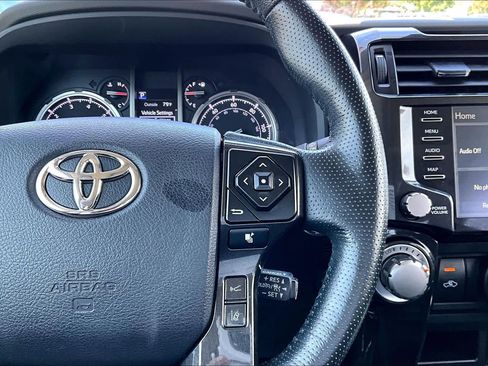 Certified 2023 Toyota 4Runner TRD Off-Road Premium w/ Moonroof Package AWD/4WD image 24