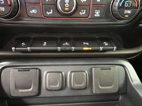 Used 2016 GMC Sierra 1500 SLT w/ SLT Preferred Package AWD/4WD image 24