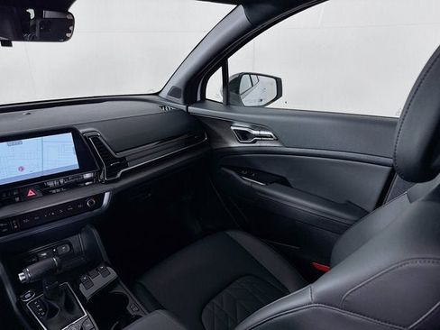 Certified 2025 Kia Sportage X-Line AWD/4WD image 23