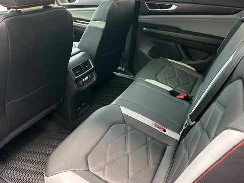 New 2026 Volkswagen Atlas Peak Edition AWD/4WD image 10