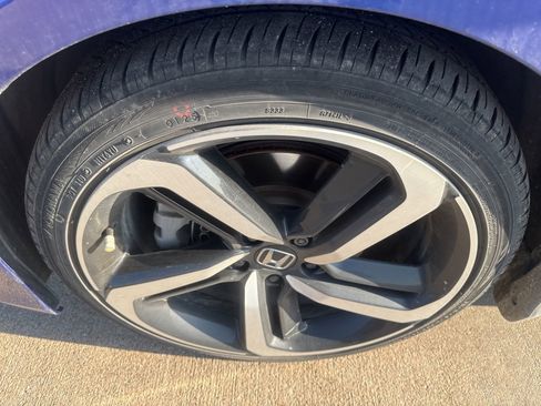 Used 2020 Honda Accord Sport image 14