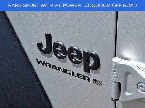 Used 2024 Jeep Wrangler Unlimited Sport AWD/4WD image 30