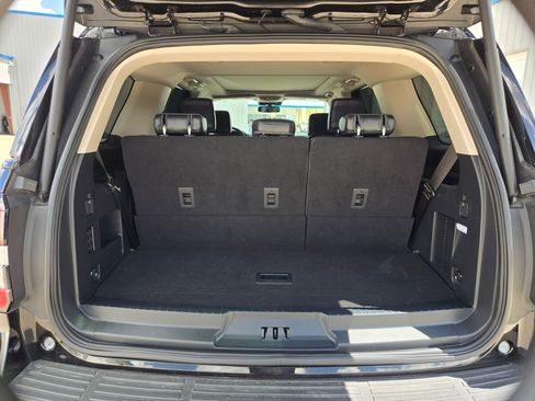 Used 2024 Ford Expedition XLT RWD image 23