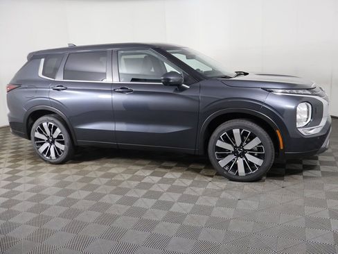 New 2026 Mitsubishi Outlander SE AWD/4WD image 19