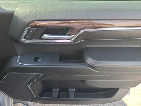 Used 2024 Chevrolet Silverado 1500 LT w/ Z71 Off-Road Package image 31