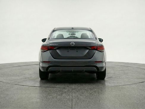 Used 2025 Nissan Sentra SV image 7