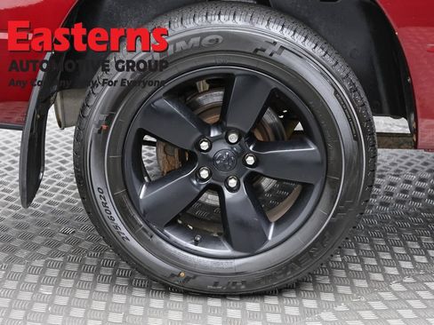 Used 2019 RAM 1500 Express w/ Wheel & Sound Group AWD/4WD image 30