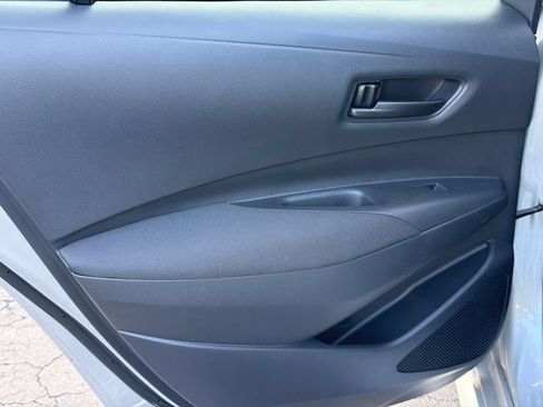 Used 2025 Toyota Corolla LE FWD image 19