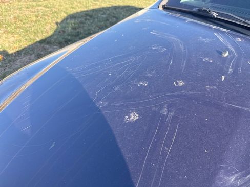 Used 2011 Jeep Grand Cherokee Laredo image 13