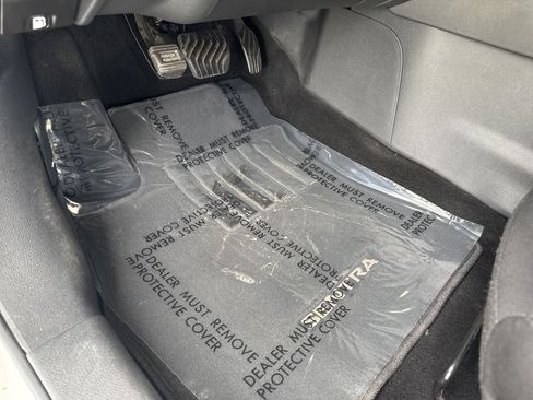 Used 2025 Nissan Sentra SV FWD image 16