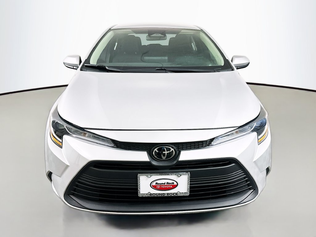 Used 2024 Toyota Corolla LE FWD image 2