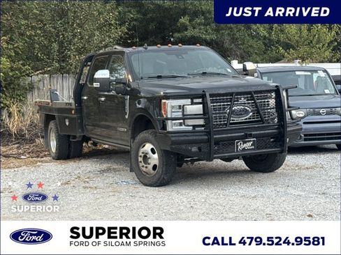 Used 2019 Ford F350 Platinum w/ Platinum Ultimate Package AWD/4WD image 1