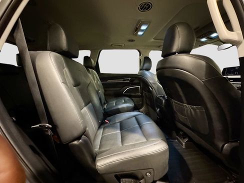 Used 2021 Kia Telluride EX w/ EX Premium Package FWD image 24