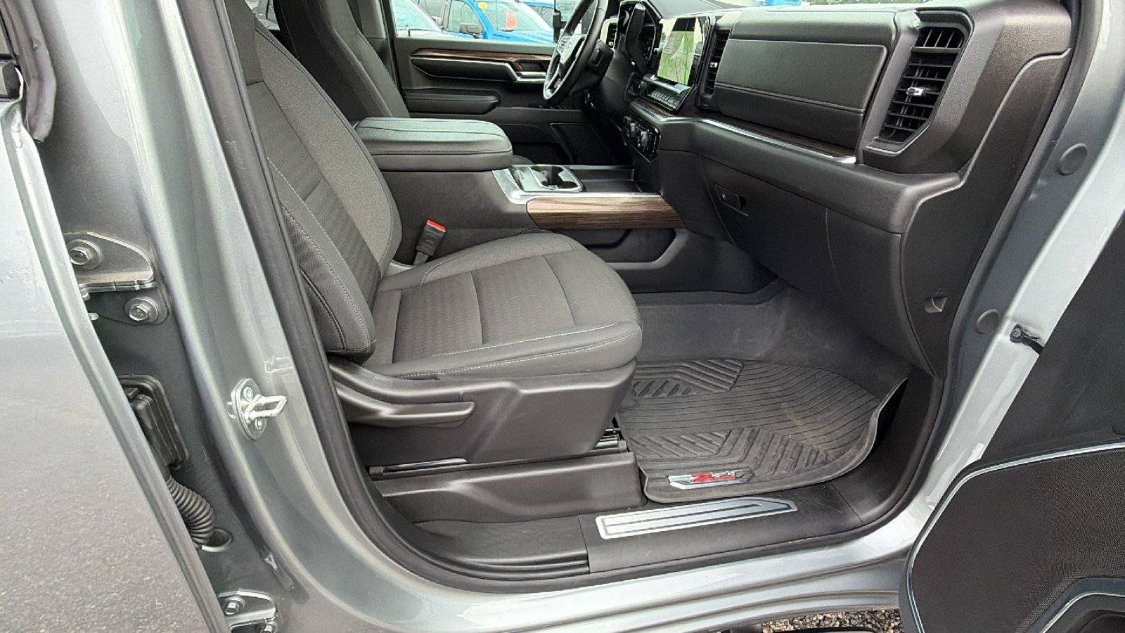 Used 2024 Chevrolet Silverado 2500 LT w/ All Star Edition AWD/4WD image 19