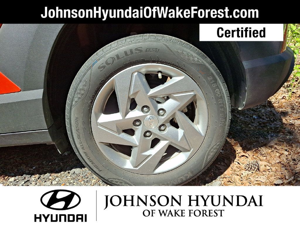 Used 2025 Hyundai Kona SE FWD image 4