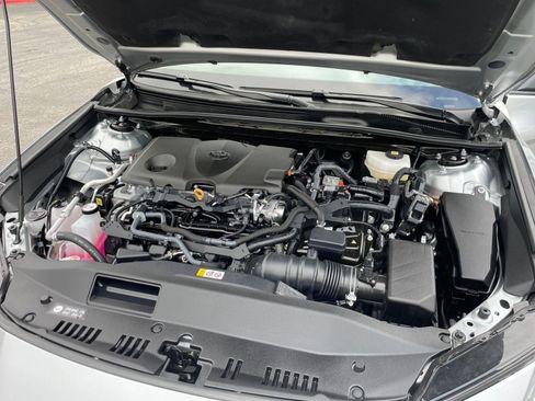 Used 2025 Toyota Camry LE image 30