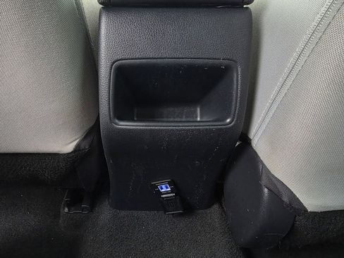 Used 2022 Toyota Corolla LE image 23