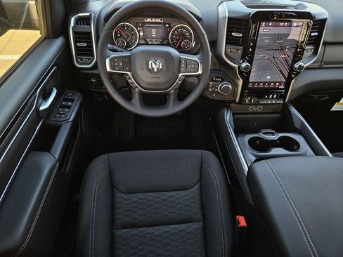 New 2026 RAM 1500 4x4 Crew Cab image 12