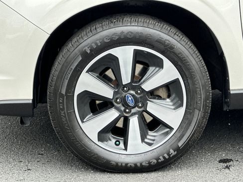 Used 2018 Subaru Forester 2.5i Limited AWD/4WD image 30