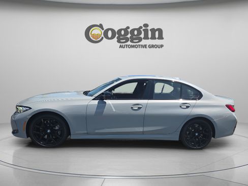 Certified 2025 BMW 330i Sedan RWD image 2