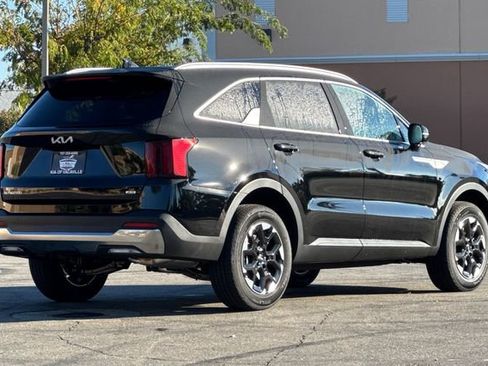 New 2026 Kia Sorento S w/ S Panoramic Sunroof Package AWD/4WD image 5