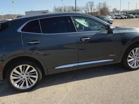 New 2026 Buick Envision Avenir image 9