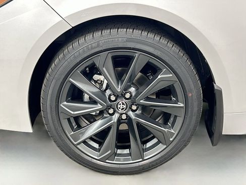 New 2025 Toyota Corolla SE FWD image 9