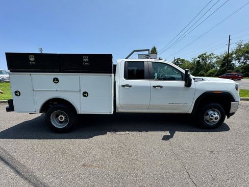 Used 2021 GMC Sierra 3500 4x4 Double Cab w/ Convenience Package image 4