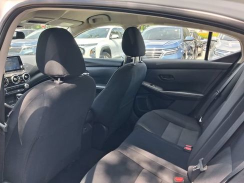 Used 2024 Nissan Sentra SV FWD image 5