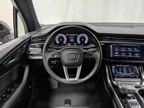 Used 2023 Audi Q7 2.0T Premium Plus w/ Premium Plus Package image 2