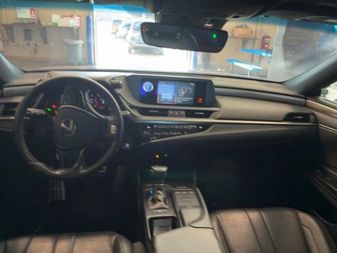 Used 2020 Lexus ES 350 F Sport w/ Accessory Package 2 image 7