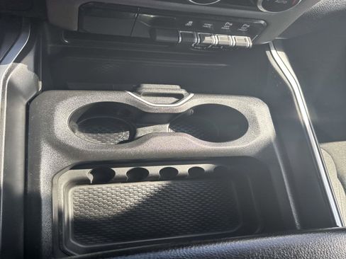 Used 2022 RAM 1500 Lone Star image 26